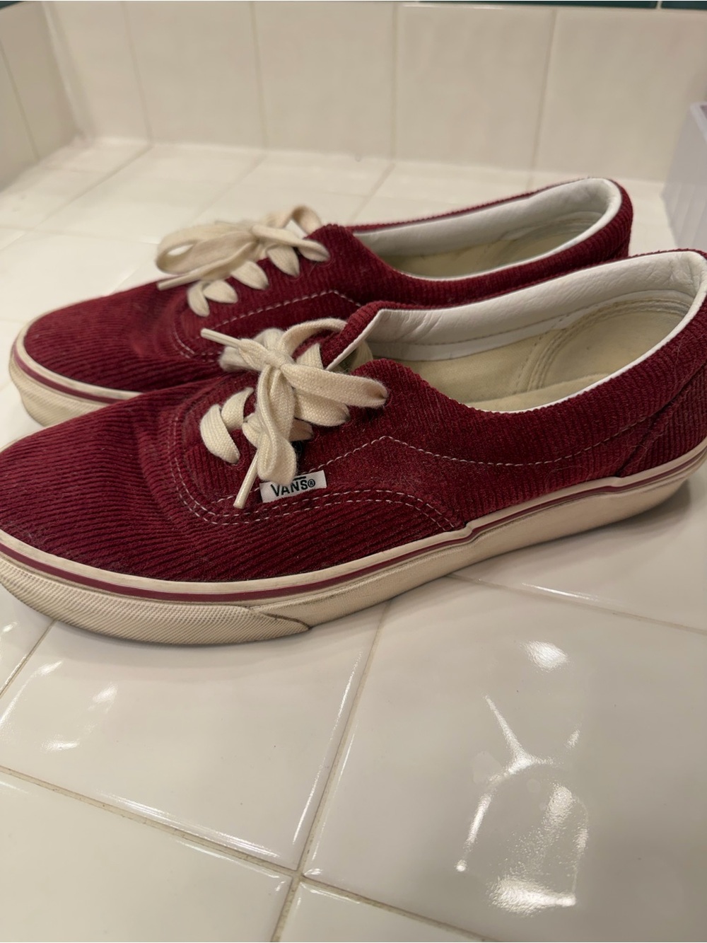 Vans - Special Edition Crimson Corduroy